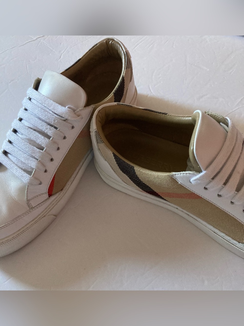 Burberry Woman’s SZ 9.5 White Leather Sneakers with Beige Check and Red Accent